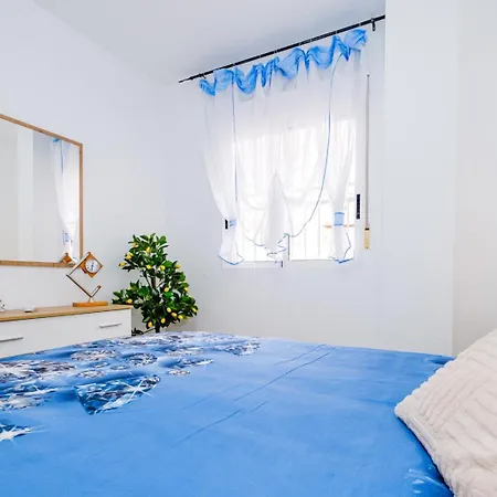 Apartment Calle Bilbao Id65 *